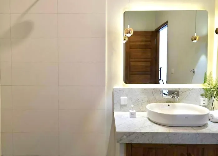 Elevate - Uluwatu, Bali Pensión 4*