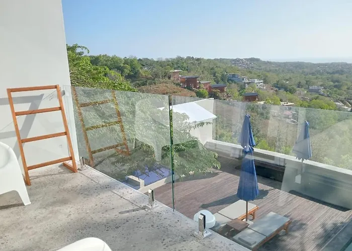 Elevate - Uluwatu, Bali 4*